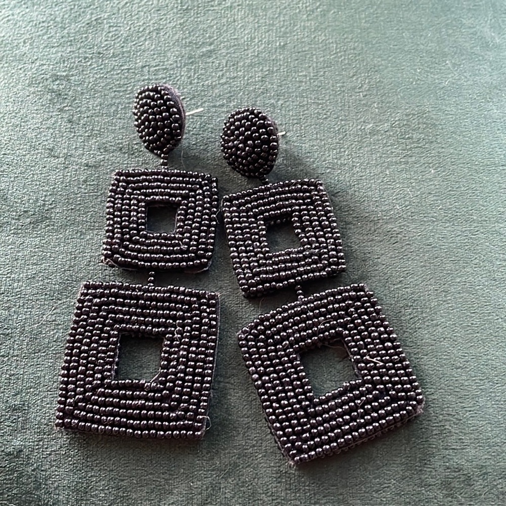 Large black dangly earrings